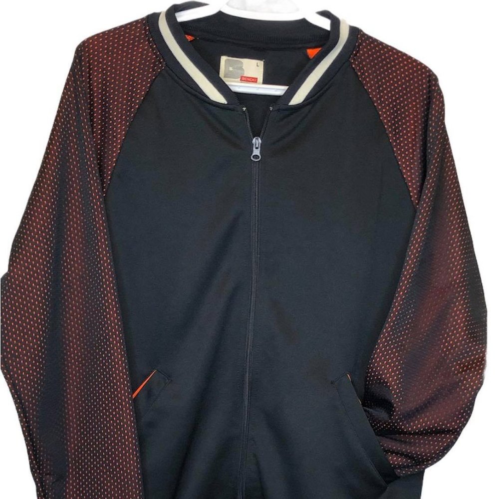 MEN'S ZIPPED TRACK JACKET